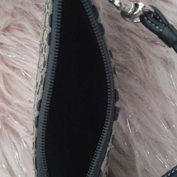 Beautiful Mini Coach Wristlet​ - Picture 7 of 7